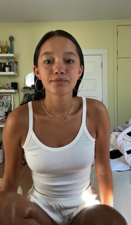 コスプレ フェムボーイ オンリーファンズ ホット裸 写真