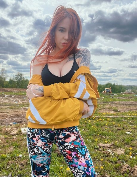 セクシーなブロンドのOnlyFans ホットポルノ 写真