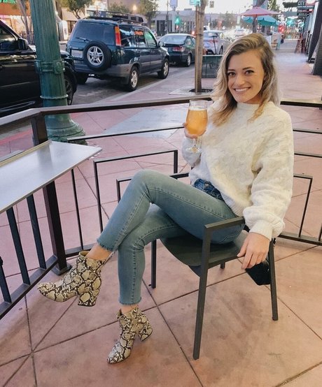 ティーンフィンガリングOnlyFans アートxxx 写真