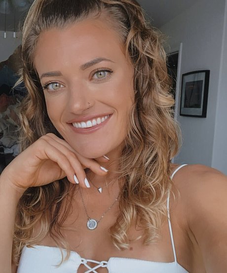 HannaH ホットモデル 写真