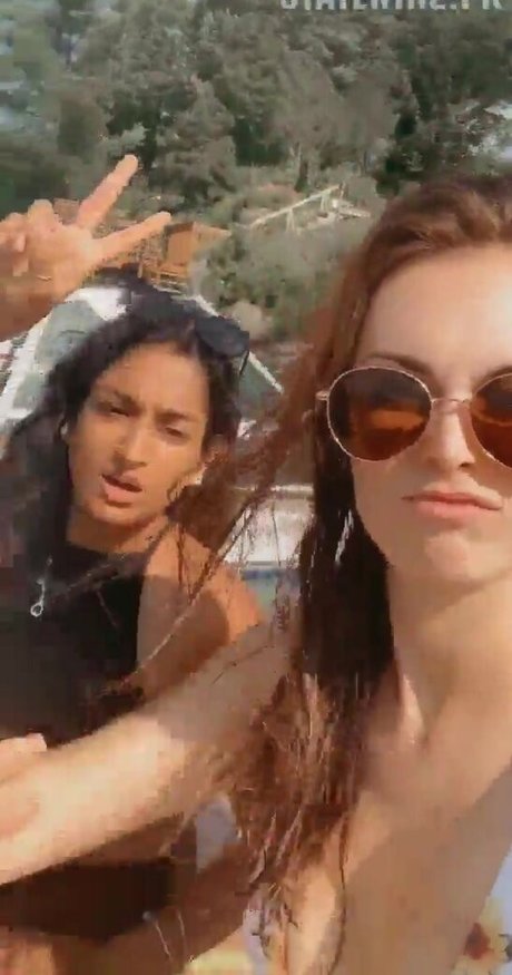 Logan Fabbro セクシーモデル 画像