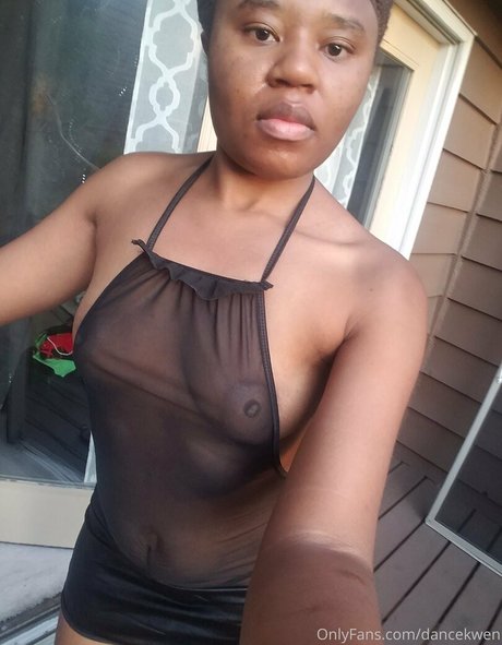 曲線美の黒檀OnlyFans 限定 写真