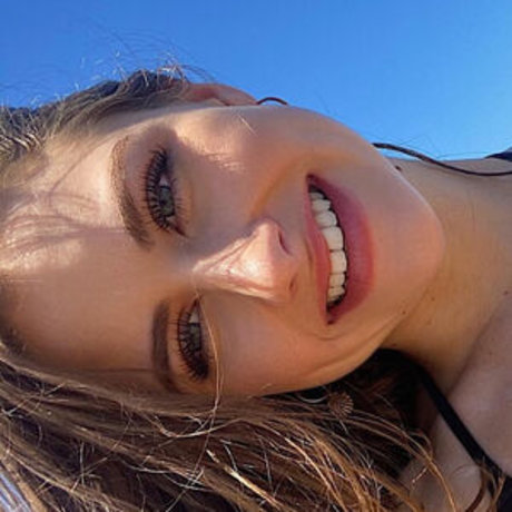 ぽっちゃりエモOnlyFans ホットセクシー 写真