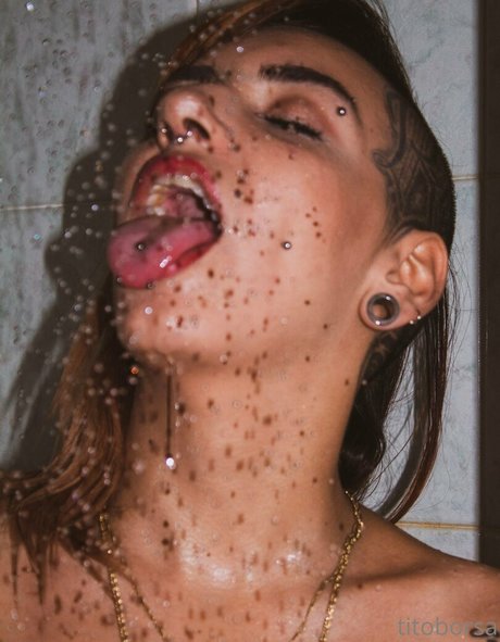 titoborsa free ヌードのポルノスター 写真