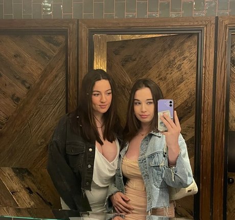 毛深い妊婦OnlyFans ホットセックス 写真