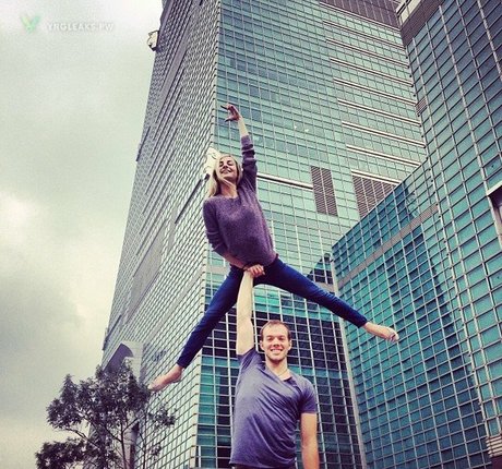 ブルネットの看護師OnlyFans ポルノ ギャラリー