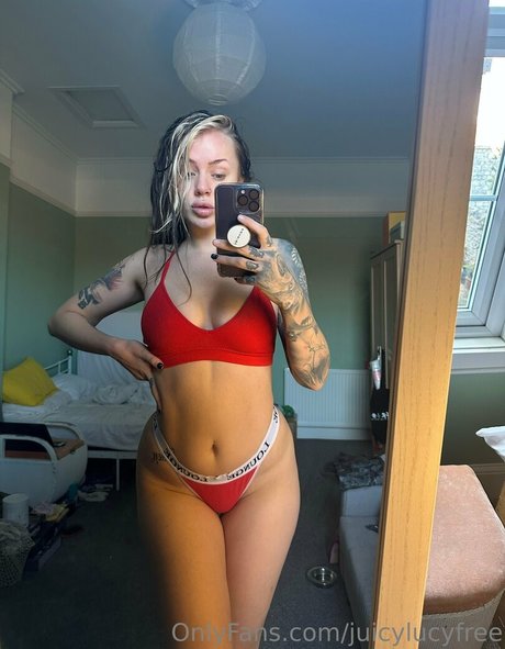 juicylucyfree 裸の女優 ギャラリー