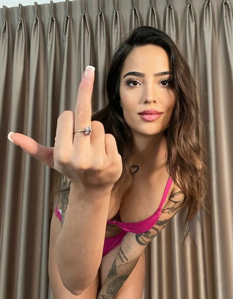 男性TikTokスターOnlyFans セクシーxxx 写真