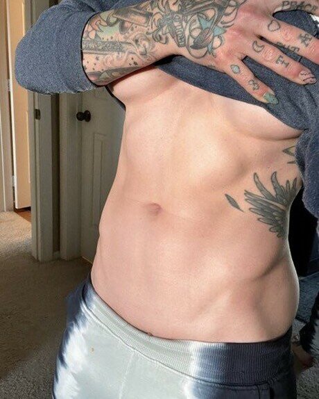 アマチュアぽっちゃりOnlyFans ホットヌード 画像