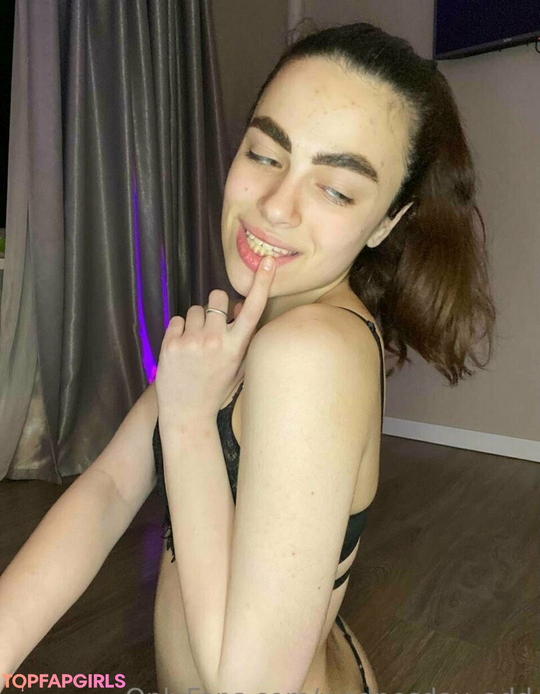 wednesday add アートポルノスター 写真