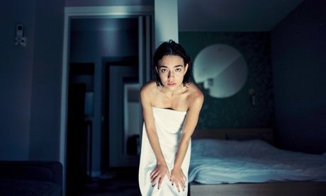 Ella Flare セックスモデル 写真