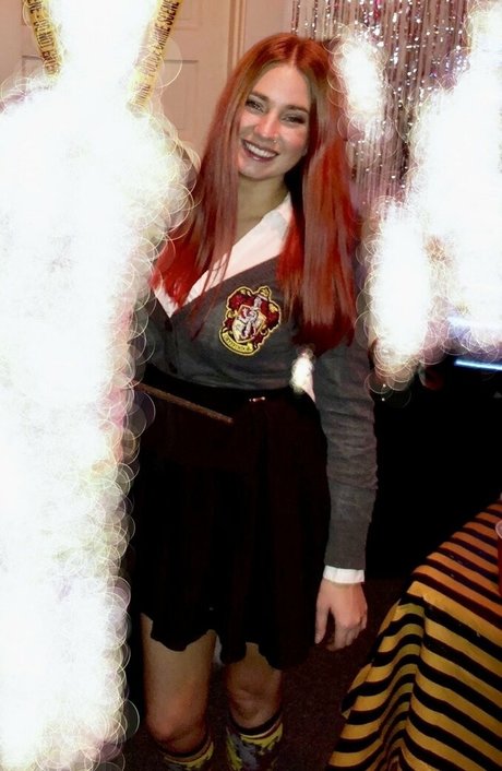 Felicity Freckle xxxモデル 写真