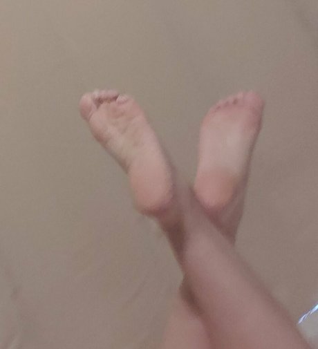 lizziesexifeet ヌードスター 写真