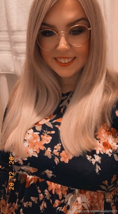 stormieadams93 ポルノスター HD ギャラリー