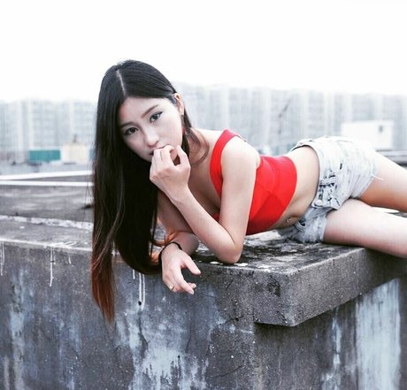 大きなお尻のマンコOnlyFans 裸 画像