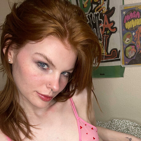 Nora Woods セクシーなスター アーカイブ