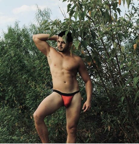 Rodrigodelcoro 美しいモデル 画像