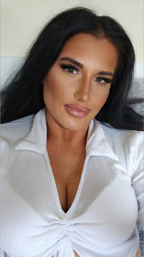 Sunny Mia 美しいモデル 写真