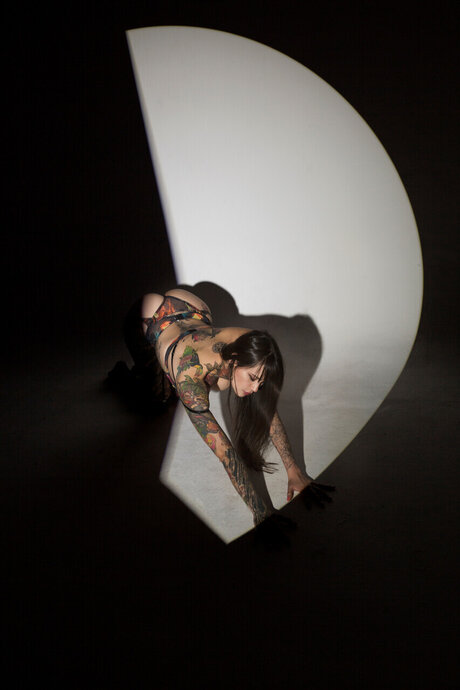 Melina amp amp Black Alien Project_ セクシーなスター 写真