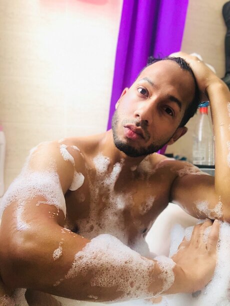 JustoVlogs 限定モデル ギャラリー