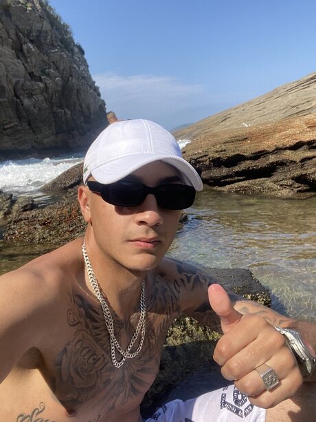 Danielvitorr10 ヌードモデル 写真