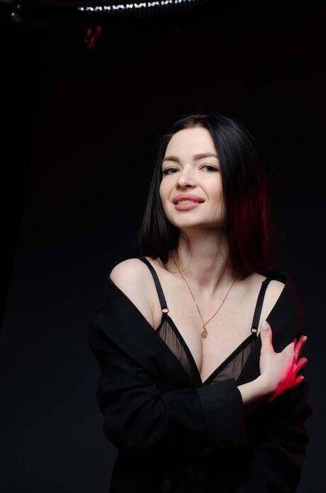 Polina Savina 可愛いモデル 写真