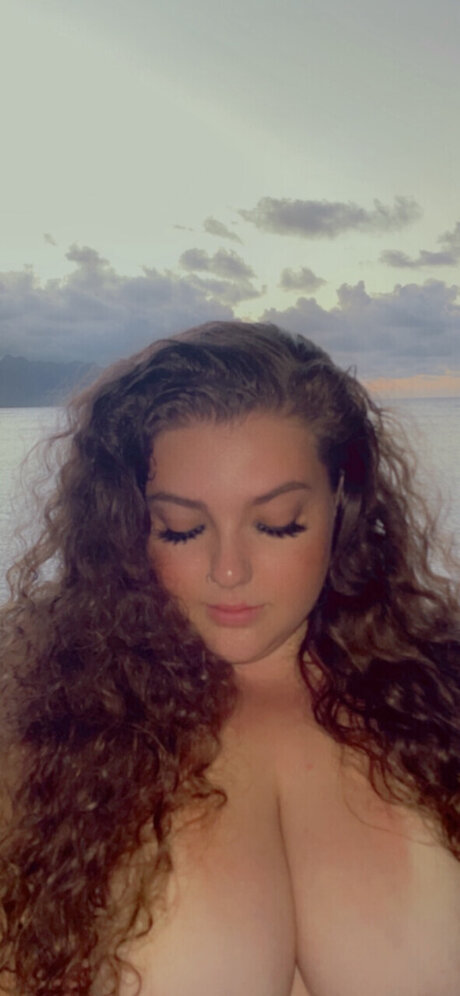 u36604102 アダルトスター 画像