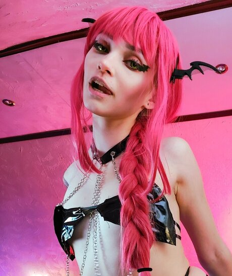 Amelie Weed ポルノスター トップ 画像