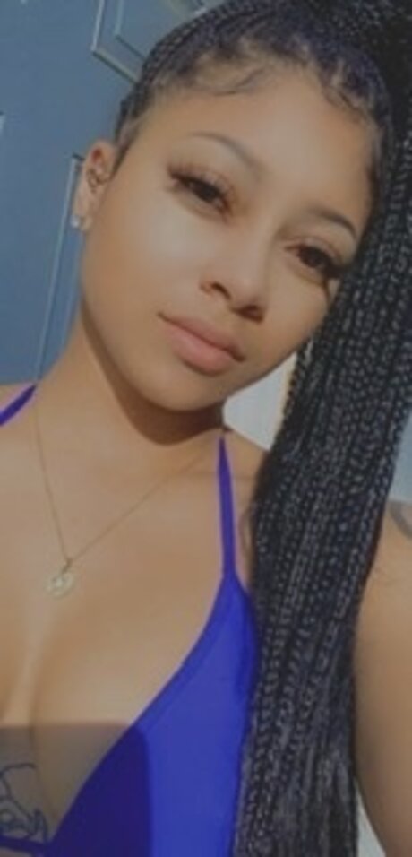 DGold ポルノモデル 写真