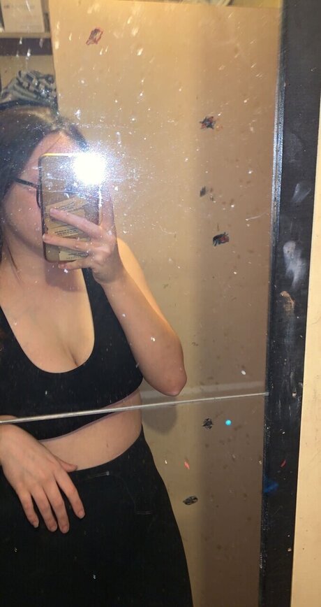 公共の場での猫のOnlyFans 可愛い 写真