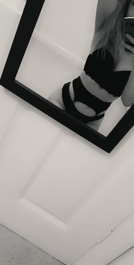 Secretive Scarlett amp amp her Master ポルノスター セックス 画像