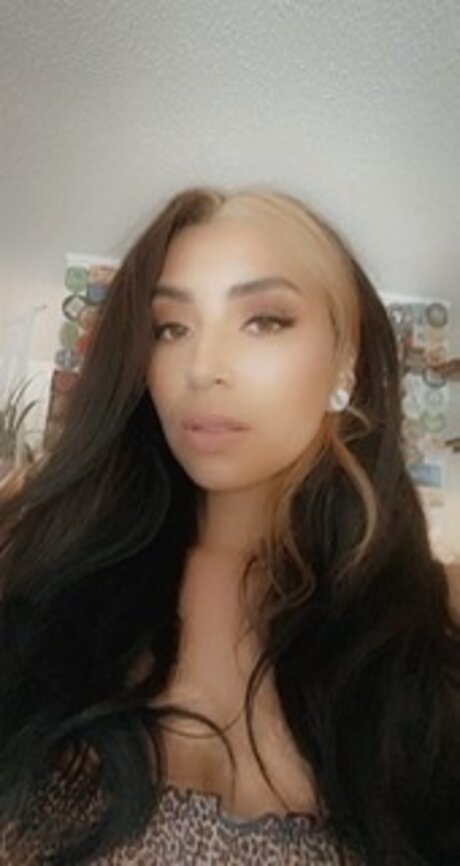 OnlyFansを無効にしました セクシーヌード 写真