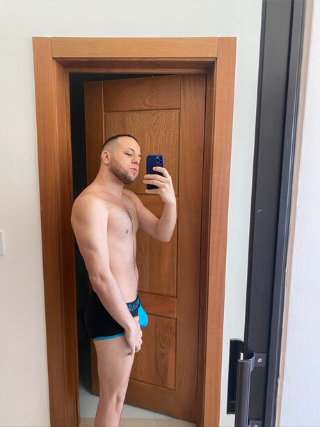 Bra XXXモデル 画像