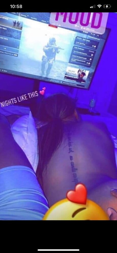 Aquarius Goat セックス女優 写真