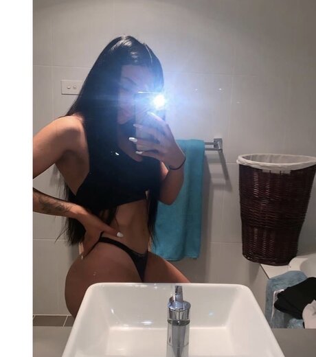 Fortheboyyyzz エロティックモデル 写真