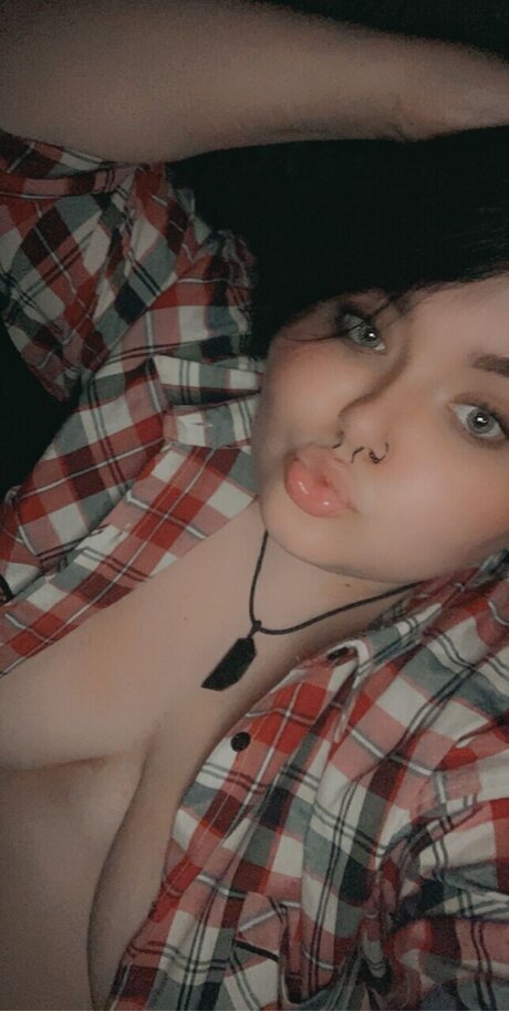 ThiccAltAyre セクシーモデル 写真