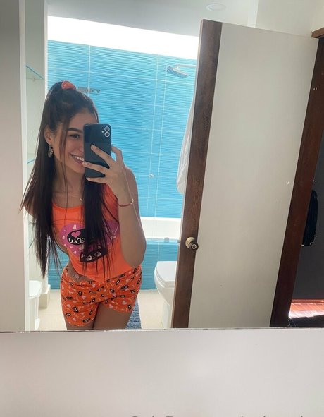 gabycaivo 高品質モデル 写真