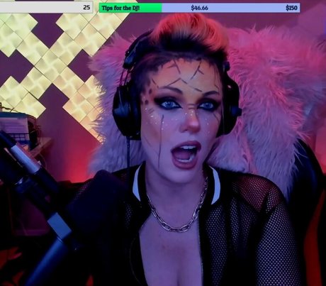 かわいい巨乳OnlyFans ベスト 写真