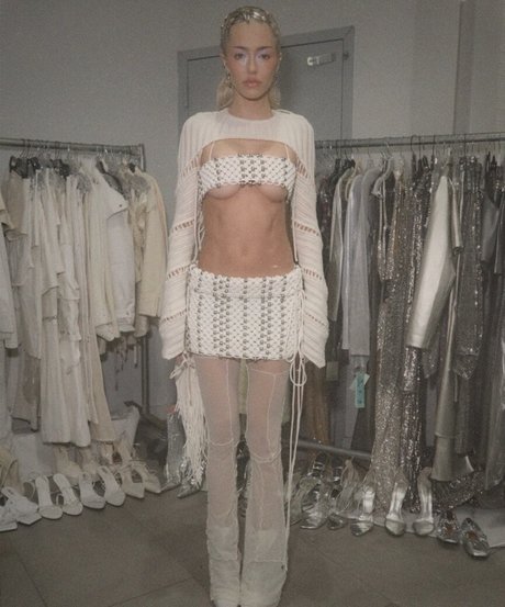 Delilah Belle Hamlin 女優 画像