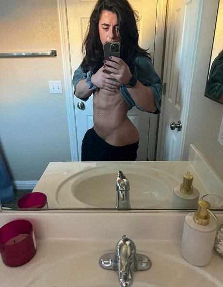 客室乗務員 OnlyFans 限定 ギャラリー