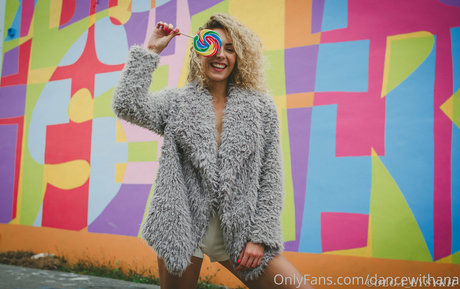 dancewithana ヌードのポルノスター 画像