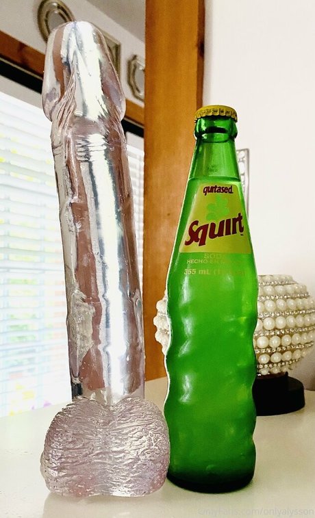 OnlyAlysson 裸のスター ギャラリー