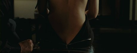 フランスのアナルOnlyFans 可愛い 画像