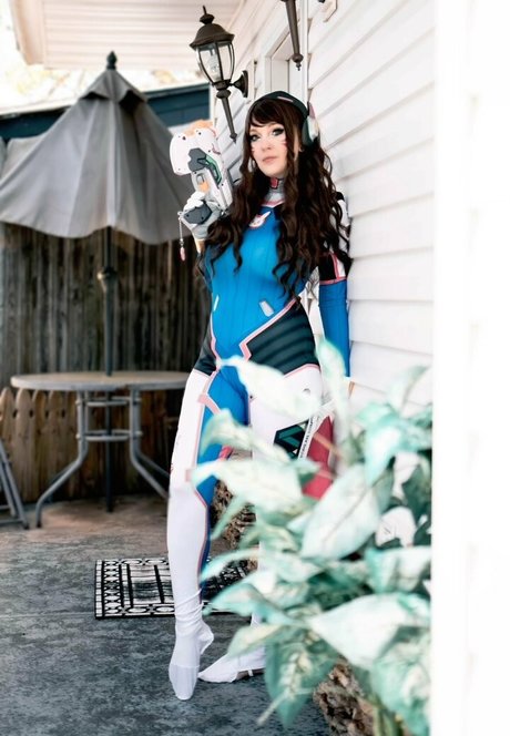 痩せた金髪の熟女OnlyFans 美しいxxx ギャラリー