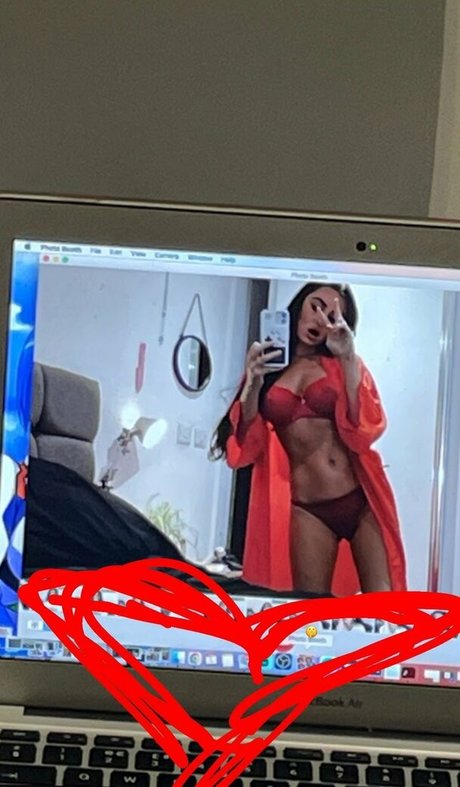 Layla Ibernon ヌードモデル ギャラリー