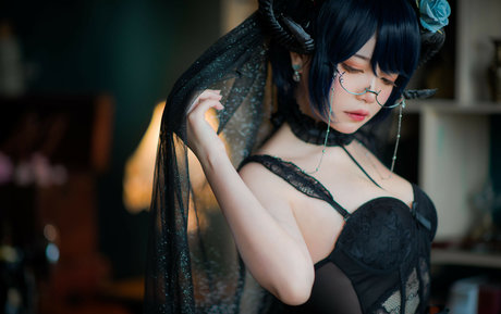 miu cosplayer 美しい女優 写真