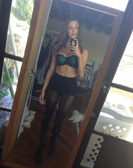 Alyssa Arce top profile image