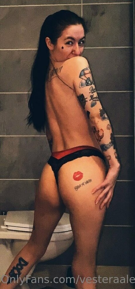 vesteraalenhotmama 無料モデル ギャラリー