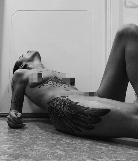 vesteraalenhotmama ポルノスター トップ 写真