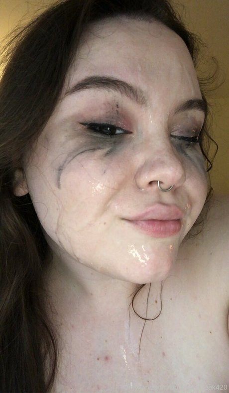 bratty britt420 セクシーなスター 写真